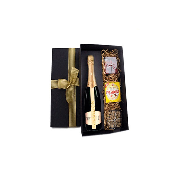 Kit Cachaça com Aperitivos Personalizado